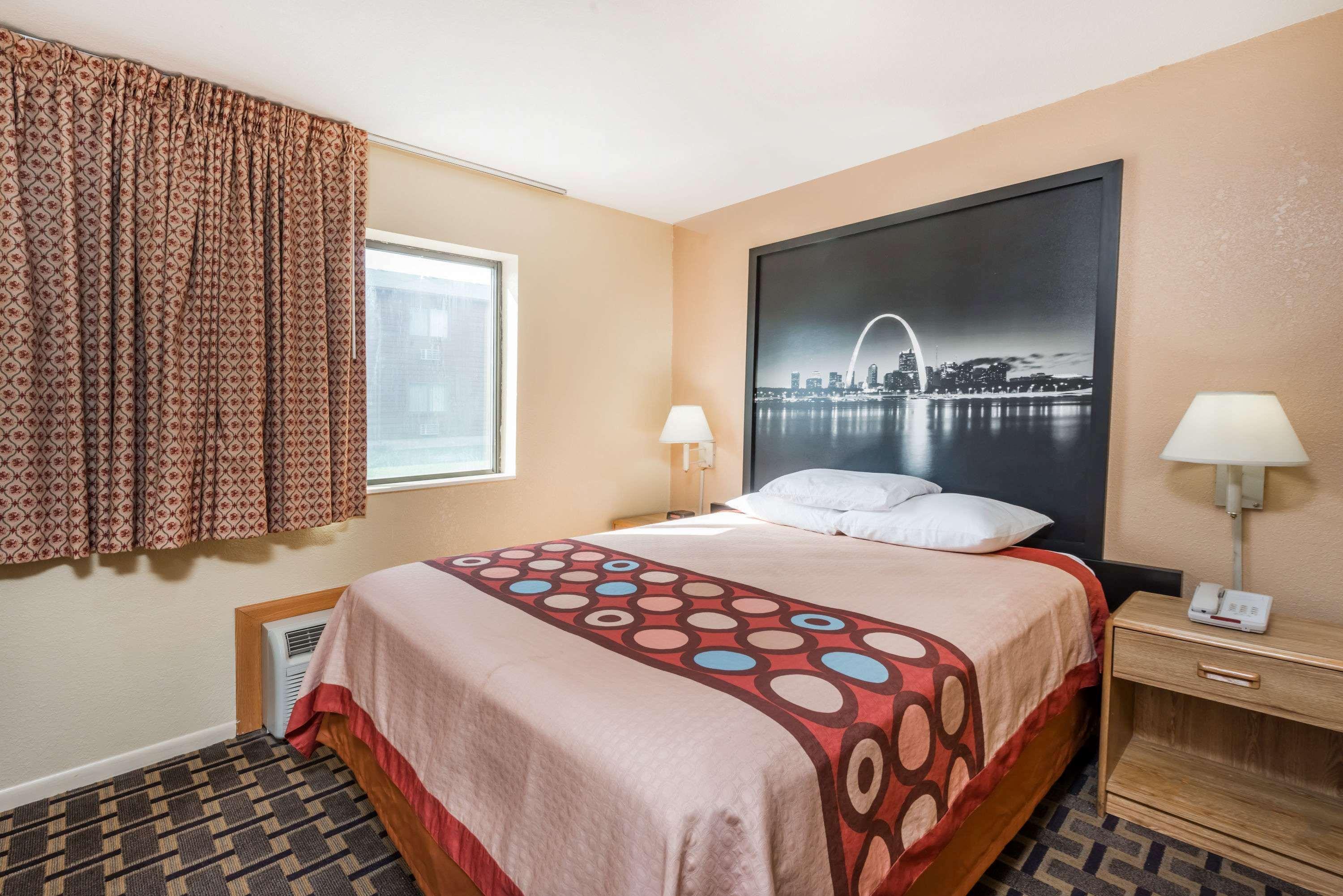 Super 8 By Wyndham Lebanon Hotel Exterior photo